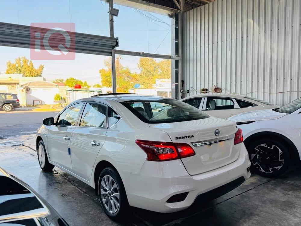 نيسان سنترا